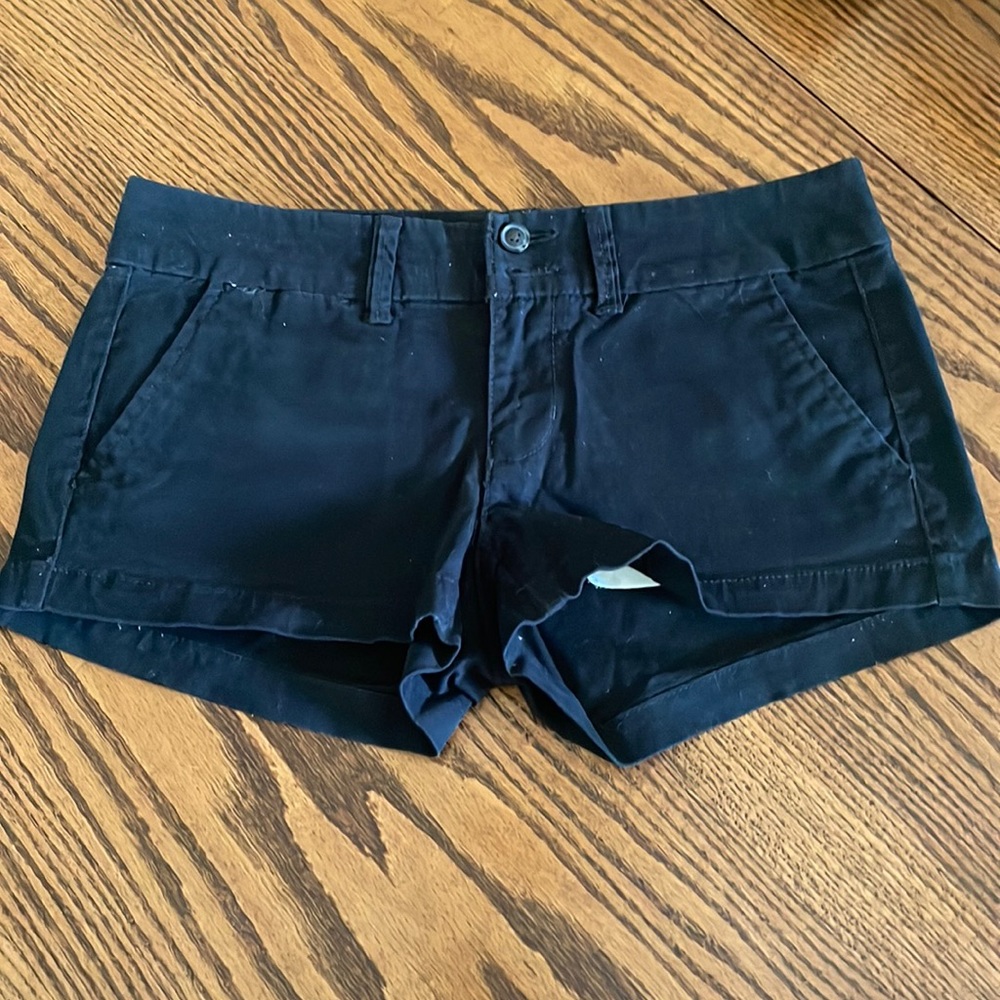 Black American Eagle shorts Size 2 Shortie Stretch
